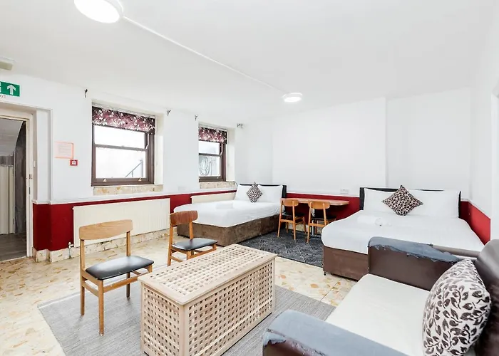 Russell Square Hotel